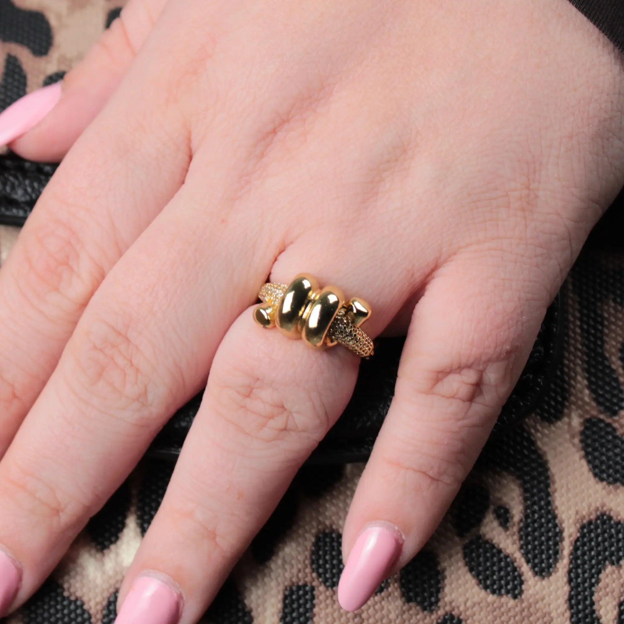 Anello Avvolgente
